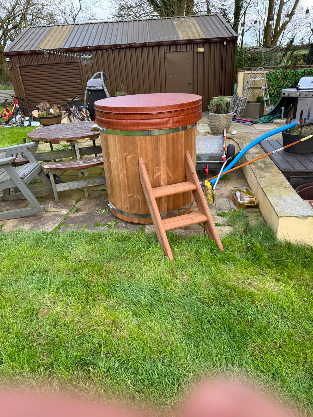 Wood-fired hot tub 1